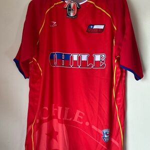 nwt chile soccer futbol jersey md / lg fits like L drako